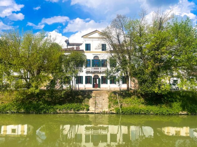 VILLA MOSCHENI VOLPI 1